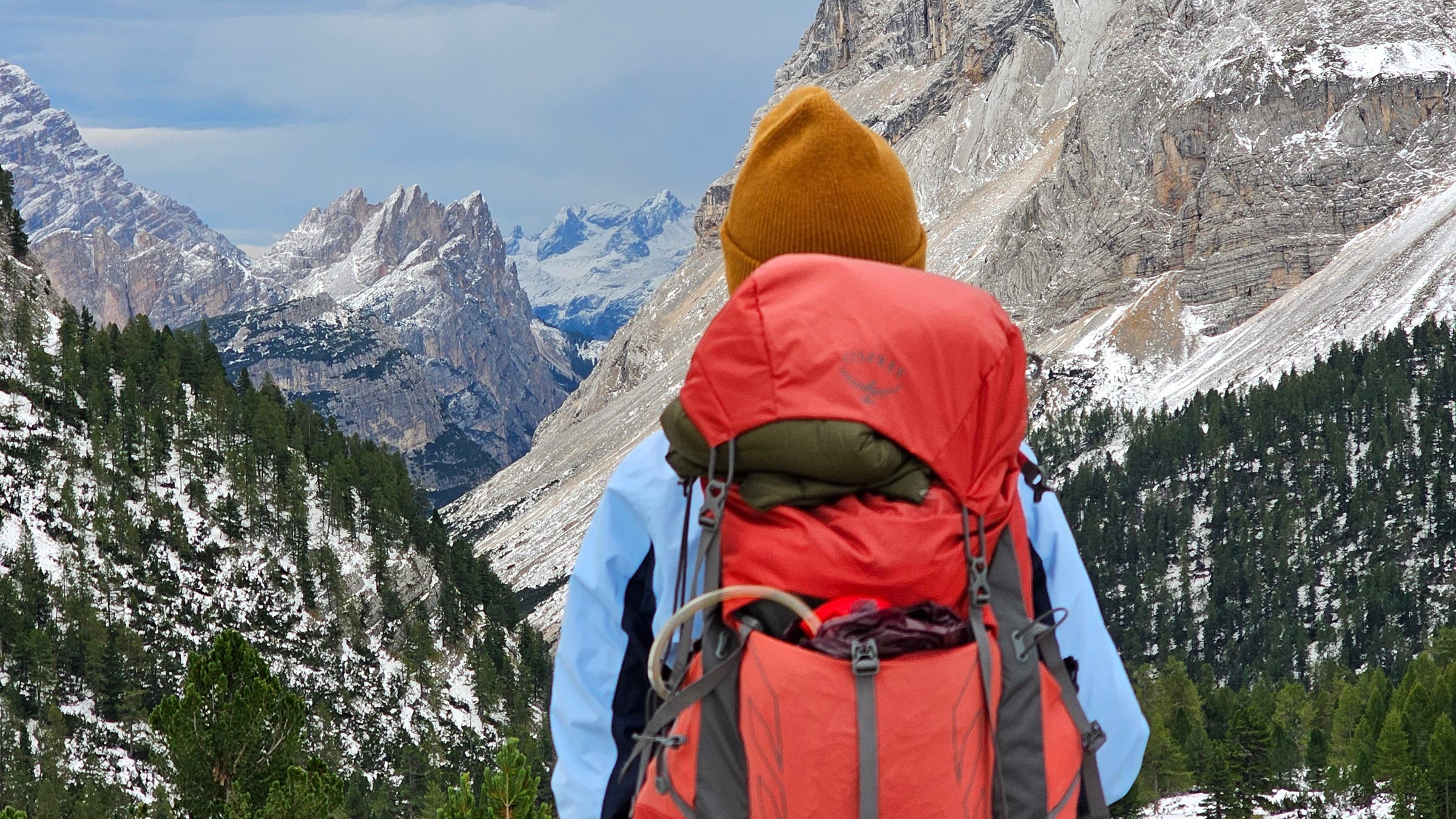 Osprey's 33-Liter Daypack is the Best We've Ever Tested Osprey's 33-Liter Daypack is the Best We've Ever Tested