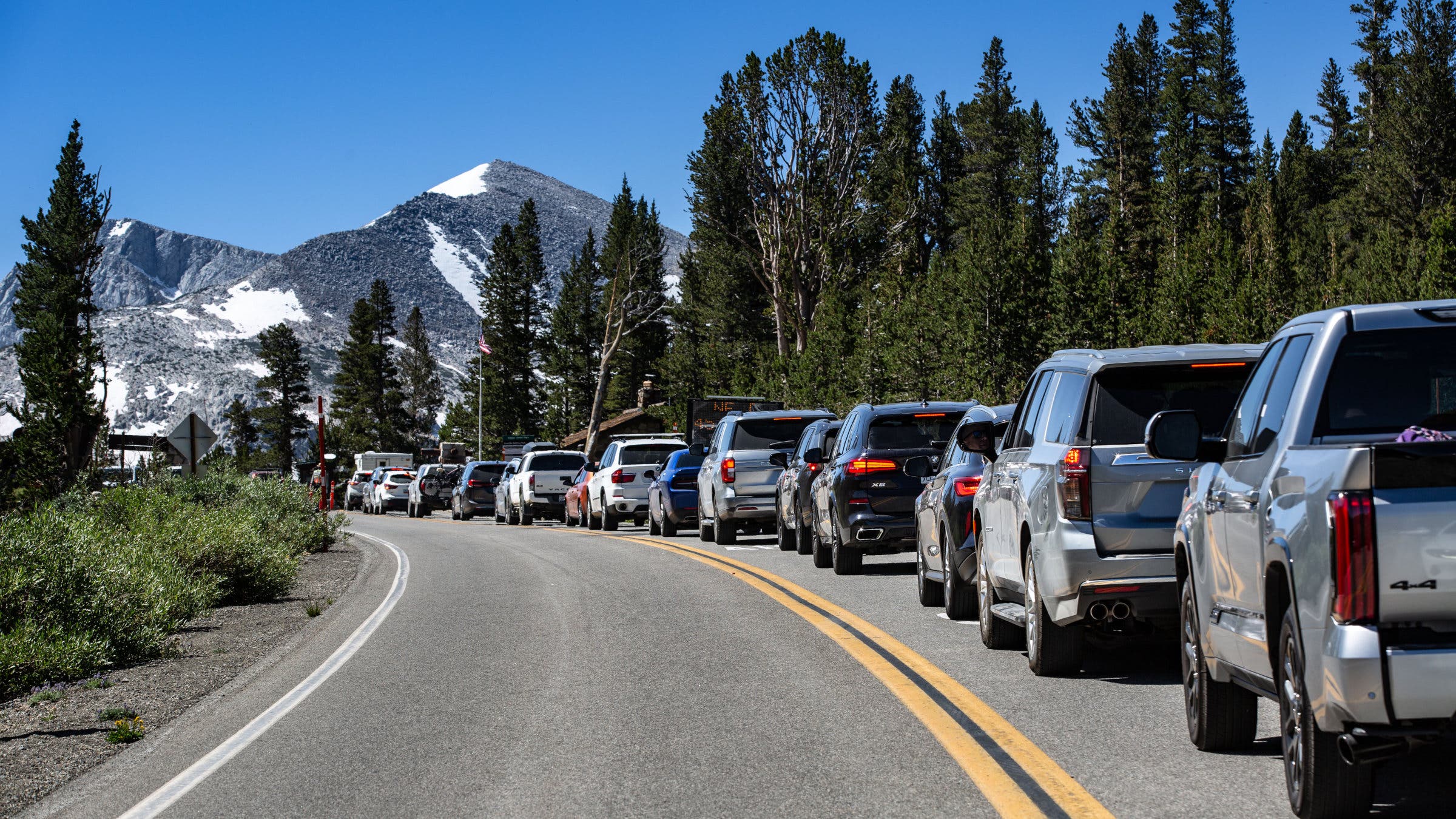Yosemite Entrance Line