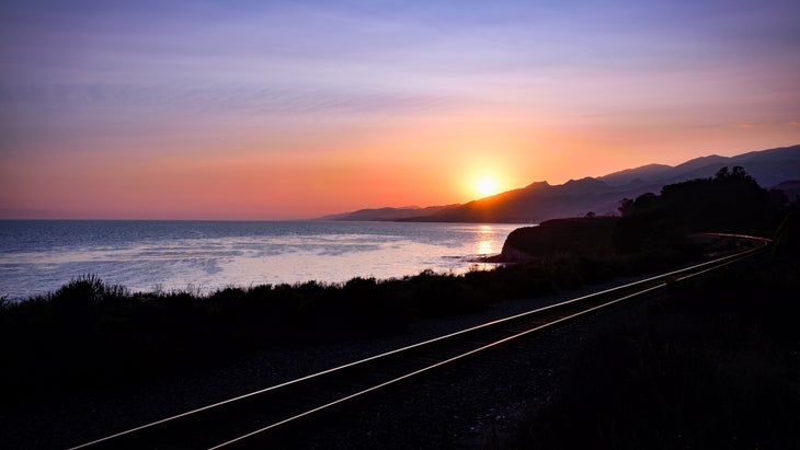 A sunset from Highway 101 in California, on the way from Solvang to Santa Barbara