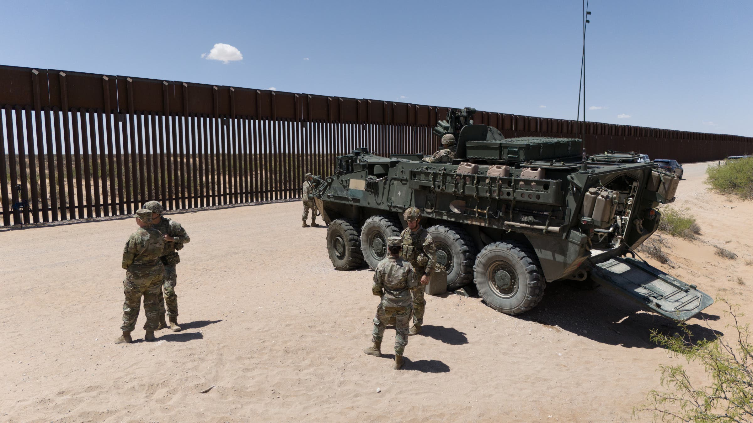 Mexico border with soldiers