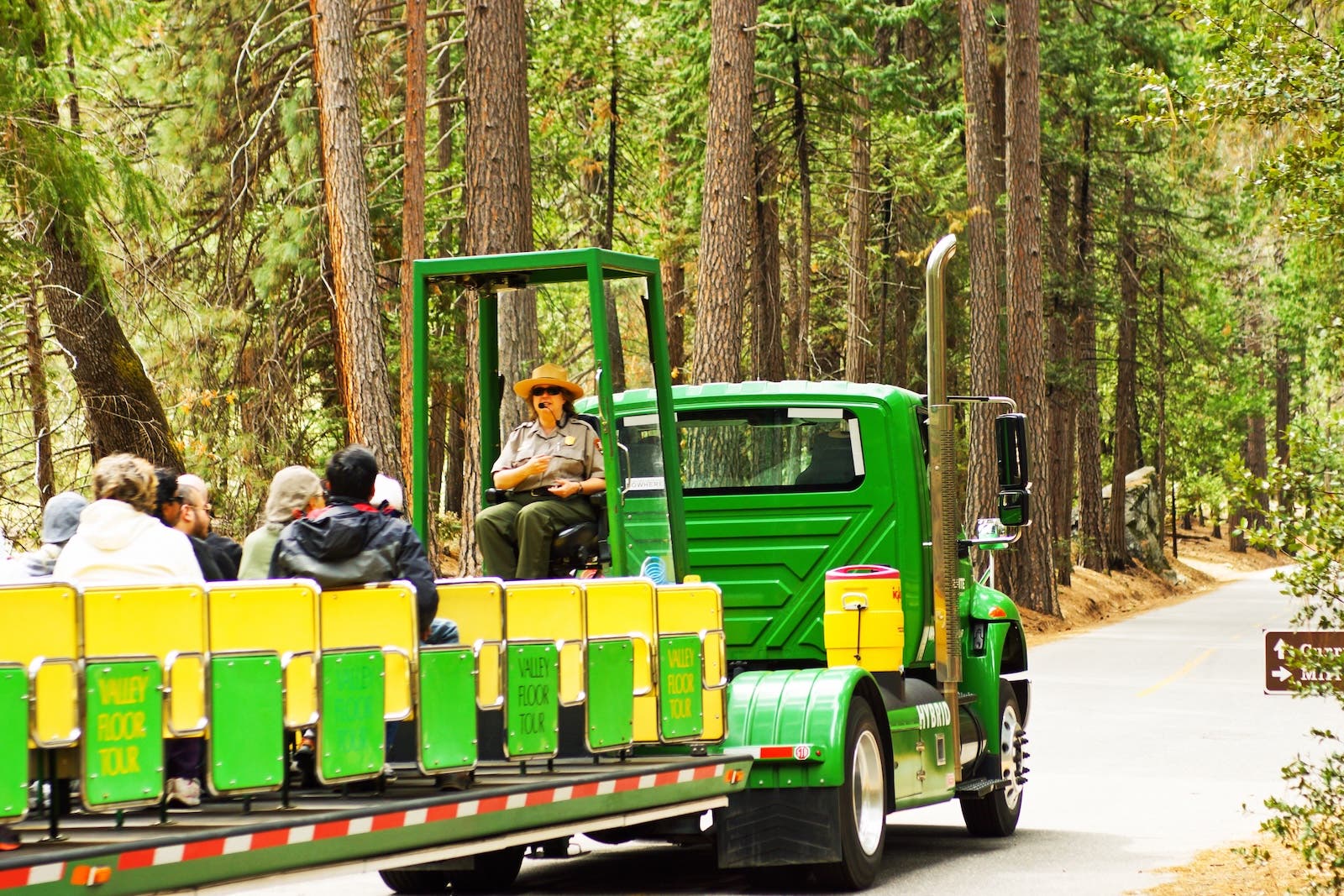Yosemite Opens Full-Time Unpaid Ranger Position, Gets Backlash - Backpacker