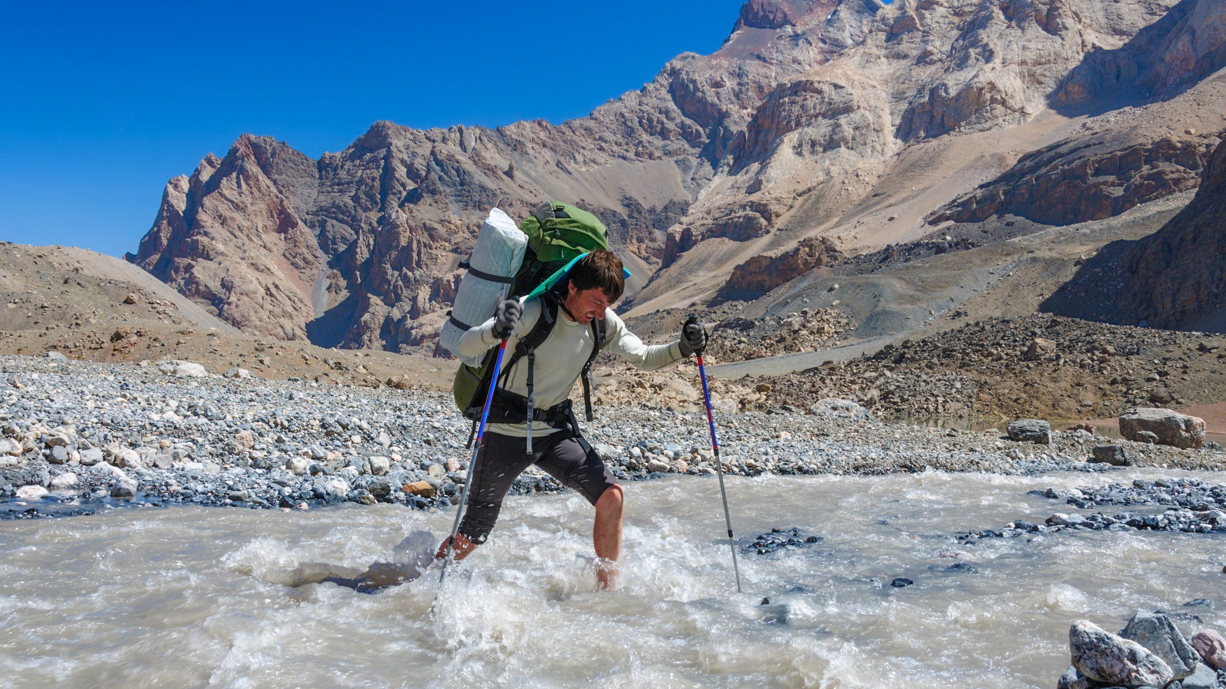7 Dangerous Hiking Hazards You Probably Forgot About Over Winter