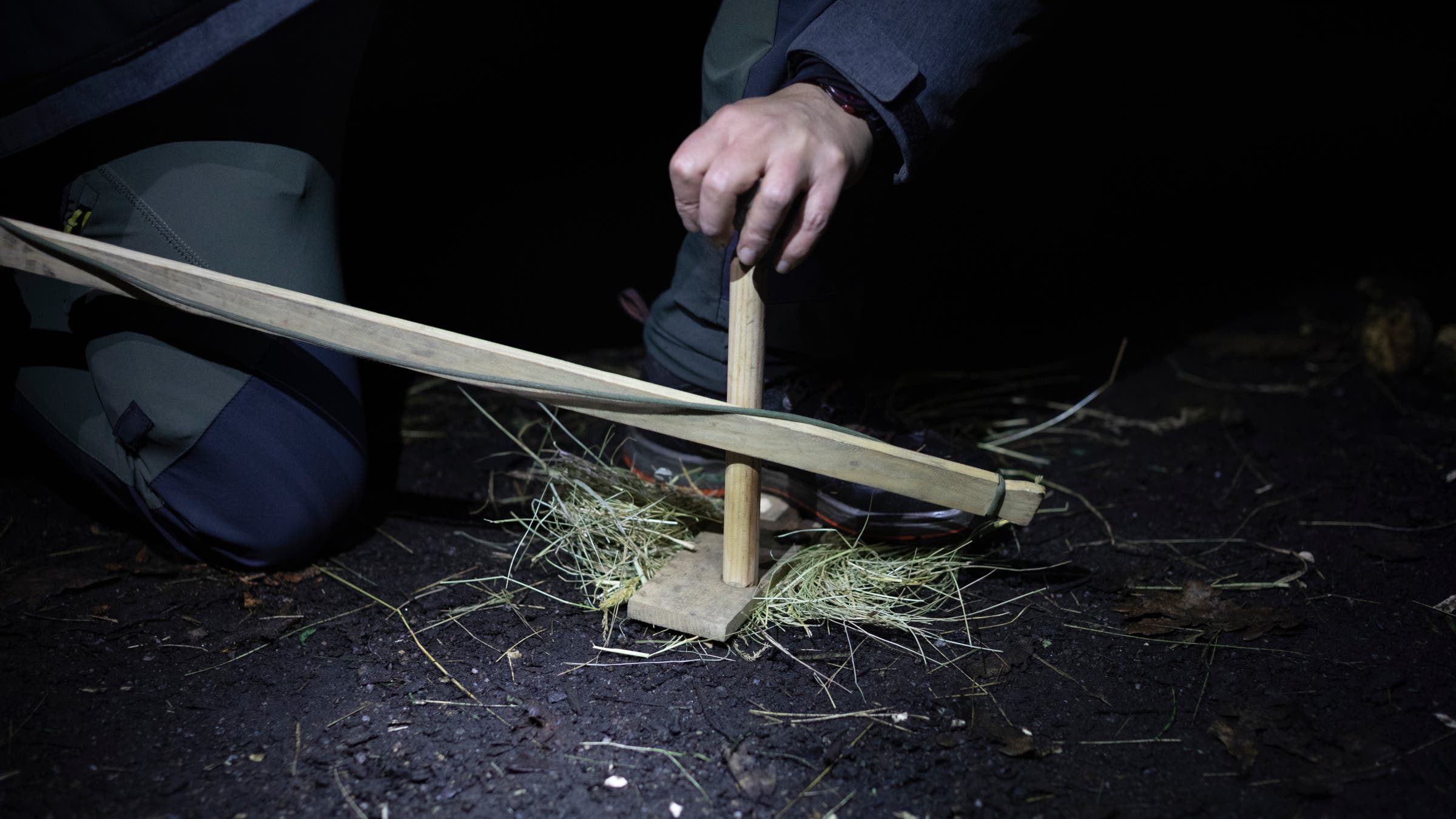 These 5 Popular "Survival Skills" Won't Help You in a Backpacking Emergency