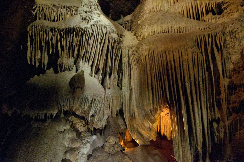 Crystal Cave in sequoia national park