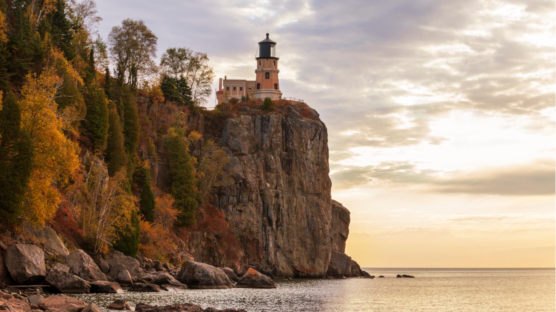Explore Sea Caves, Shipwrecks, and America's Lonely Northern Border on this 150-Mile 'Water Trail'