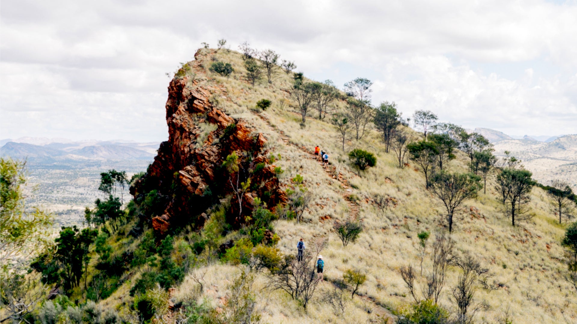 Australia's Longest Outback Walk Tests Thru-Hikers in the Desert