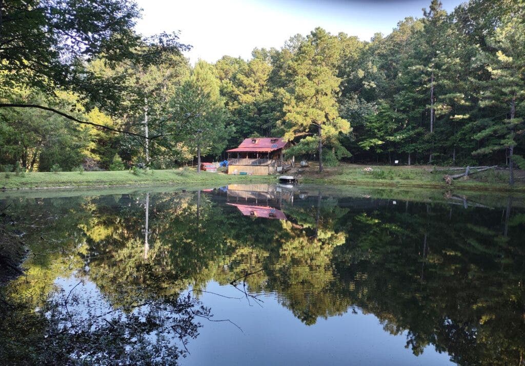 At the "Hiker Trash Old Folks Home," Senior Trekkers Can Live Out their Golden Years in the Mountains