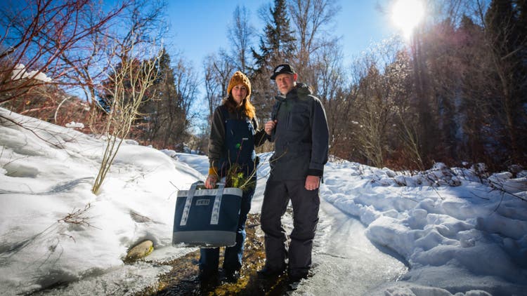 A Michelin-Starred Chef Explains How to “Blow People’s Minds” With Your Backcountry Cooking