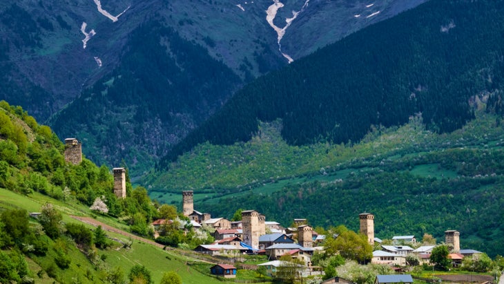 new-long-hikes-thru-hike-trails-around-world