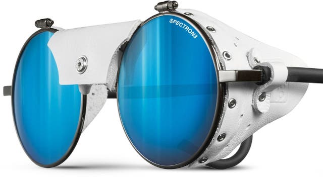 Deal of the Week: These Retro Glacier Glasses Are Pure Old-School Swag